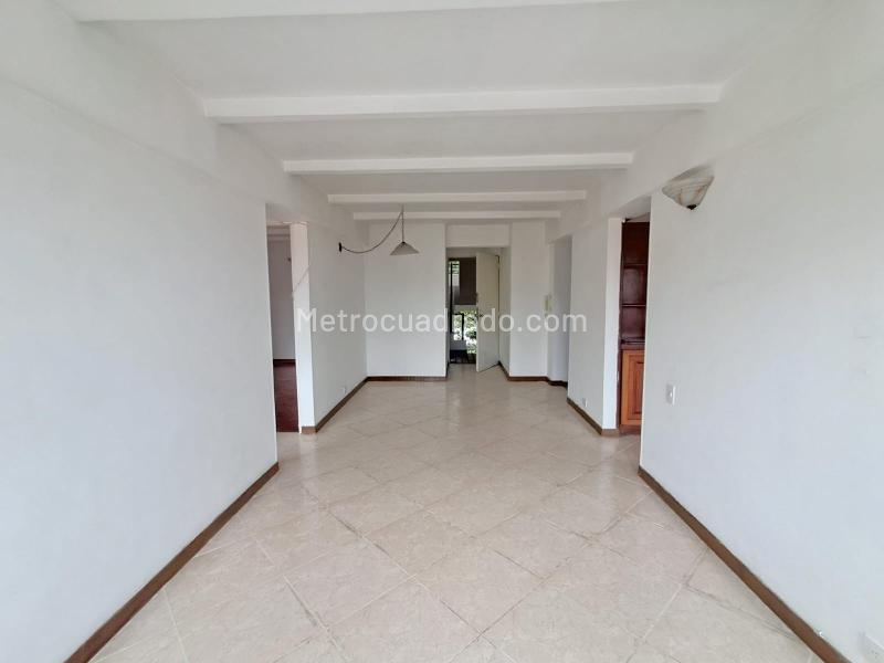3BR Apartment in Calasanz (76 m²) - 3