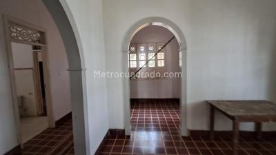 Casa de 3 alcobas en arriendo en La Concepcion, Barranquilla, 300 m² · foto 2 de 6