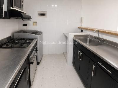Apartamento de 2 alcobas en arriendo en Lorena, Medellín, 60 m² · foto 2 de 12