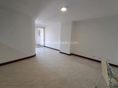 Apartamento de 2 alcobas en arriendo en Lorena, Medellín, 60 m² · foto 5 de 12