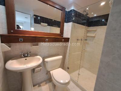 Apartamento de 2 alcobas en arriendo en Lorena, Medellín, 60 m² · foto 9 de 12
