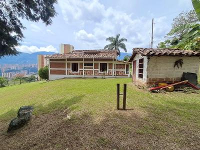 Casa de 4 alcobas en venta en La Mina, Envigado · foto 9 de 20