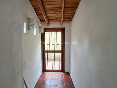 Casa de 4 alcobas en venta en La Mina, Envigado · foto 20 de 20