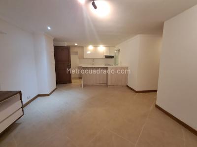 Apartamento de 2 alcobas en arriendo en El Poblado, Medellín, 73 m² · foto 2 de 15