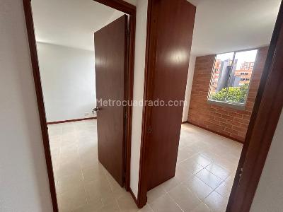 Apartamento de 2 alcobas en arriendo en El Poblado, Medellín, 55 m² · foto 16 de 20