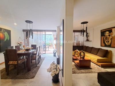 Casa de 4 alcobas en venta en Loma De Los Bernal, Medellín, 210 m² · foto 7 de 20