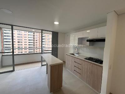 Apartamento de 3 alcobas en arriendo en San Jose, Sabaneta, 89 m² · foto 3 de 20