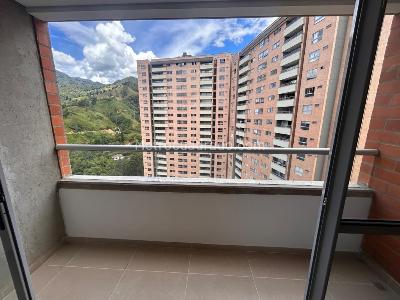 Apartamento de 3 alcobas en arriendo en San Jose, Sabaneta, 89 m² · foto 6 de 20