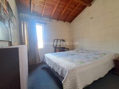 Apartamento de 3 alcobas en venta en Robledo, Medellín, 58 m² · foto 3 de 15