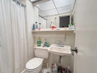 Apartamento de 3 alcobas en venta en Robledo, Medellín, 58 m² · foto 5 de 15