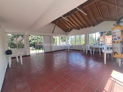 Apartamento de 3 alcobas en venta en Robledo, Medellín, 58 m² · foto 12 de 15