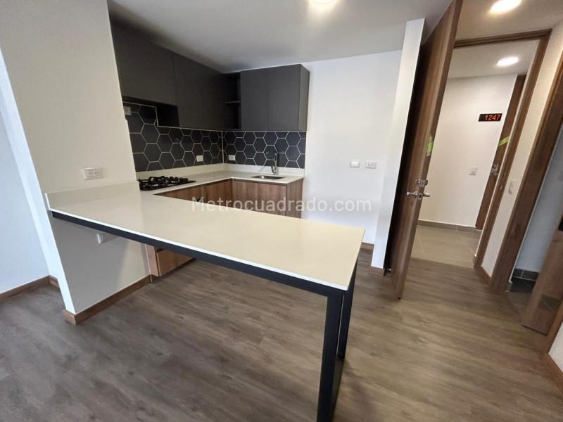 Apartamento en Arriendo, Primavera, Envigado - 4