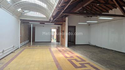 Casa en arriendo en Prado Centro, Medellín · foto 2 de 17