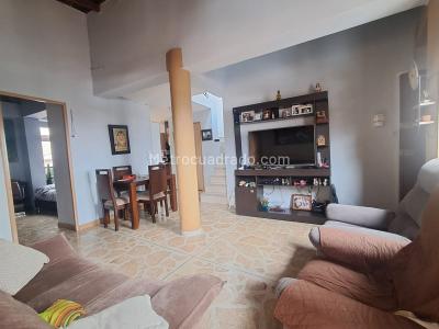 Apartamento en venta en Envigado, Envigado · foto 15 de 20