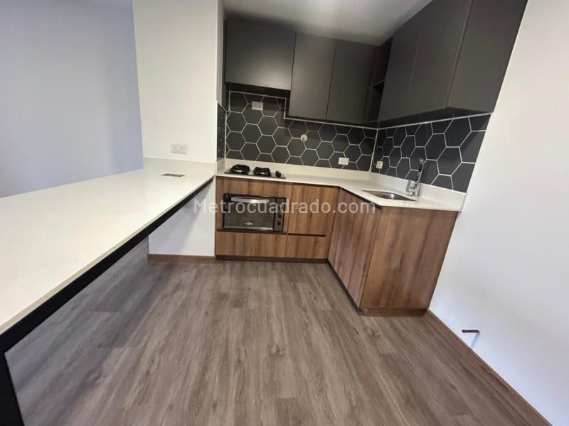 Apartamento en Arriendo, Primavera, Envigado - 2