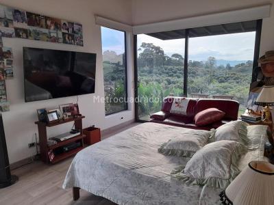 Casa de 4 alcobas en venta en Llanogrande, Medellín · foto 15 de 20