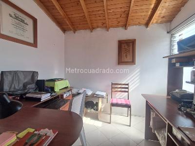 Apartamento de 3 alcobas en venta en Calasanz Parte Alta, Medellín, 62 m² · foto 12 de 14