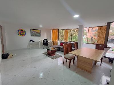 Apartamento de 3 alcobas en arriendo en Conquistadores, Medellín, 110 m² · foto 3 de 17