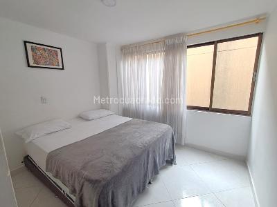 Apartamento de 3 alcobas en arriendo en Conquistadores, Medellín, 110 m² · foto 5 de 17