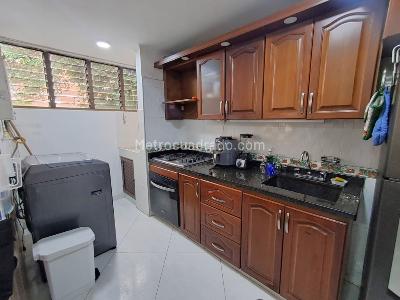 Apartamento de 3 alcobas en arriendo en Conquistadores, Medellín, 110 m² · foto 14 de 17
