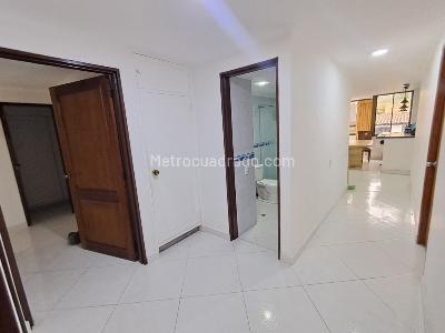 Apartamento de 3 alcobas en arriendo en Conquistadores, Medellín, 110 m² · foto 15 de 17