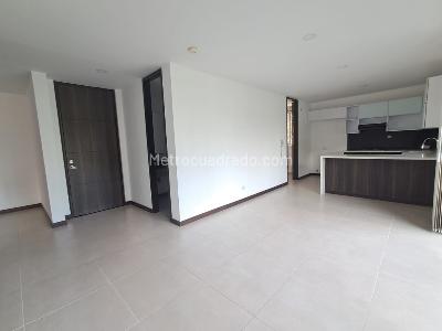 Apartamento de 3 alcobas en arriendo en El Poblado, Medellín, 107 m² · foto 7 de 19