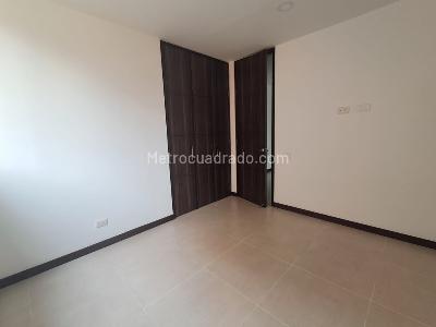 Apartamento de 3 alcobas en arriendo en El Poblado, Medellín, 107 m² · foto 15 de 19