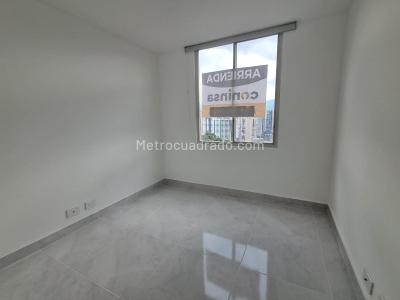 Apartamento de 3 alcobas en arriendo en El Poblado, Medellín, 46 m² · foto 12 de 19