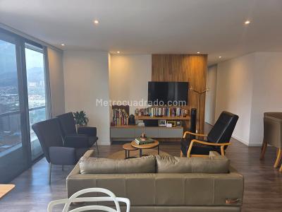 Apartamento de 2 alcobas en venta en Lalinde, Medellín, 95 m² · foto 2 de 20