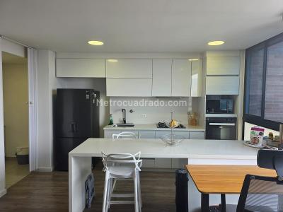 Apartamento de 2 alcobas en venta en Lalinde, Medellín, 95 m² · foto 4 de 20