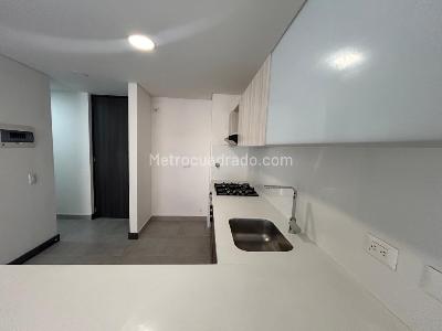 Apartamento de 1 alcoba en arriendo en Villa Carlota, Medellín, 45 m² · foto 7 de 16