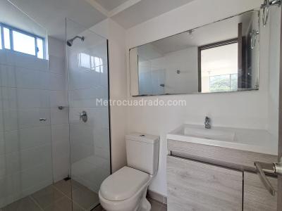 Apartamento de 3 alcobas en venta en El Chingui, Envigado, 86 m² · foto 10 de 20