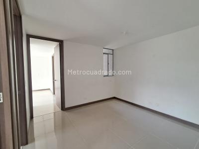 Apartamento de 3 alcobas en venta en El Chingui, Envigado, 86 m² · foto 18 de 20