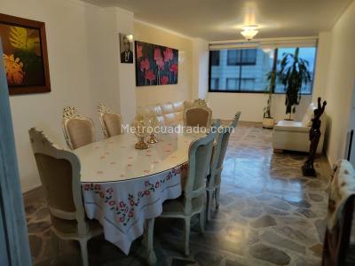 Apartamento de 2 alcobas en venta en Simon Bolivar, Medellín, 136 m² · foto 2 de 10