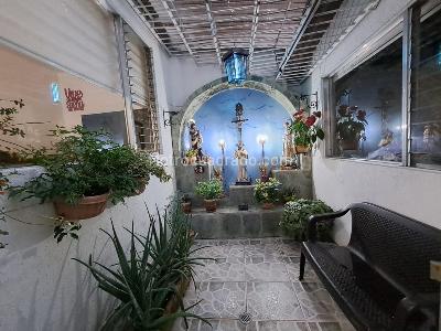 Casa de 5 alcobas en venta en Laureles, Medellín · foto 4 de 20