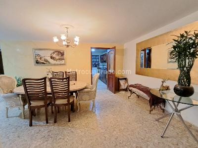 Casa de 5 alcobas en venta en Laureles, Medellín · foto 8 de 20