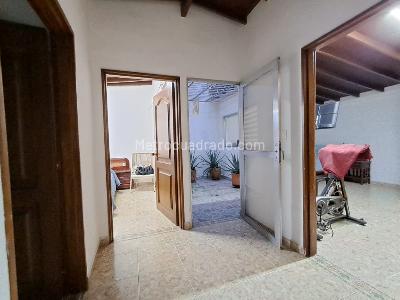Casa de 5 alcobas en venta en Laureles, Medellín · foto 12 de 20
