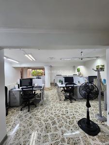 Casa de 5 alcobas en venta en Laureles, Medellín, 350 m² · foto 7 de 13