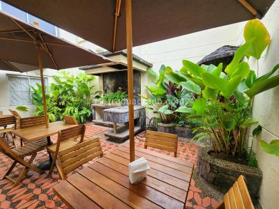 Casa de 5 alcobas en venta en Laureles, Medellín, 350 m² · foto 13 de 13