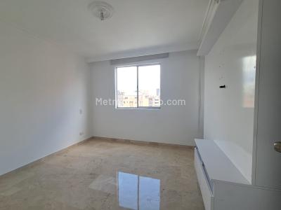 Apartamento en venta en Laureles, Medellín · foto 7 de 20
