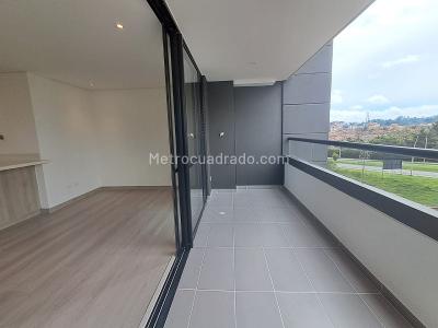 Apartamento en arriendo en San Antonio De Pereira, Rionegro · foto 3 de 18
