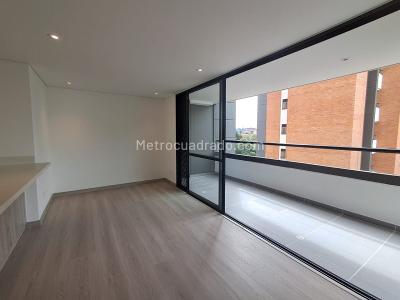 Apartamento en arriendo en San Antonio De Pereira, Rionegro · foto 4 de 18