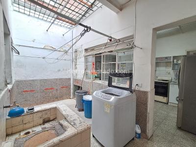 Casa de 5 alcobas en venta en Laureles, Medellín, 216 m² · foto 11 de 20