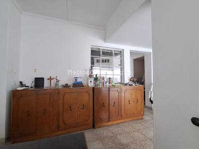 Casa de 5 alcobas en venta en Laureles, Medellín, 216 m² · foto 14 de 20