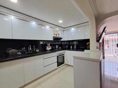 Casa en venta en Belen, Medellín · foto 17 de 20