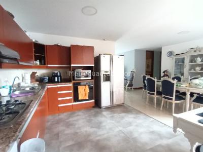 Apartamento en venta en Benedictinos, Envigado · foto 2 de 20