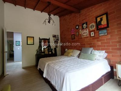 Casa de 3 alcobas en venta en Señorial, Envigado, 150 m² · foto 8 de 20