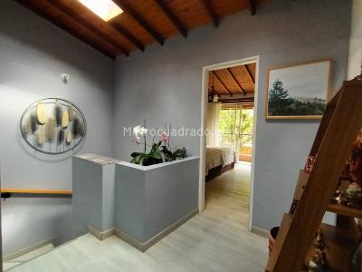 Casa de 3 alcobas en venta en Señorial, Envigado, 150 m² · foto 9 de 20