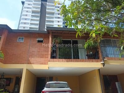 Casa de 3 alcobas en venta en Señorial, Envigado, 150 m² · foto 11 de 20