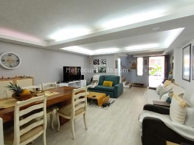 Casa de 3 alcobas en venta en Señorial, Envigado, 150 m² · foto 17 de 20